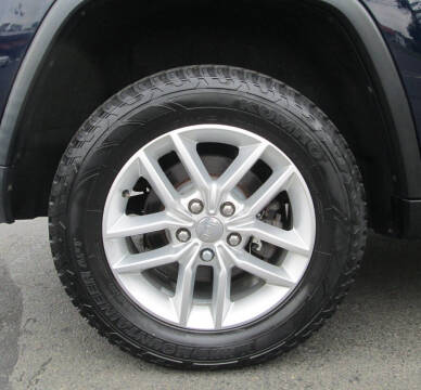 2017 Jeep Grand Cherokee Laredo E