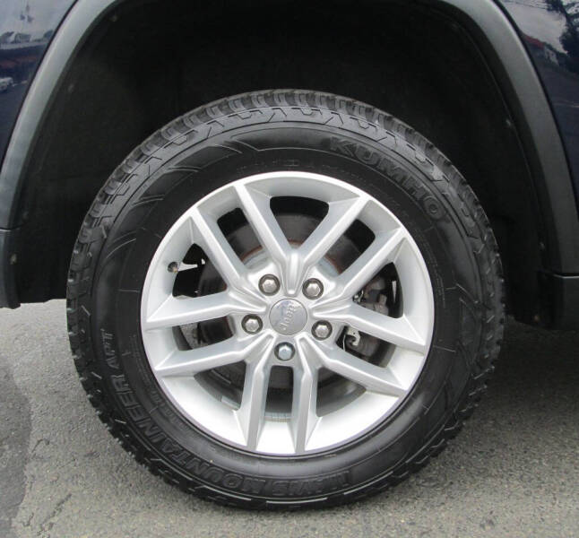 2017 Jeep Grand Cherokee Laredo E