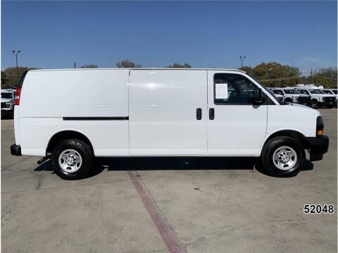 2023 Chevrolet Express 2500