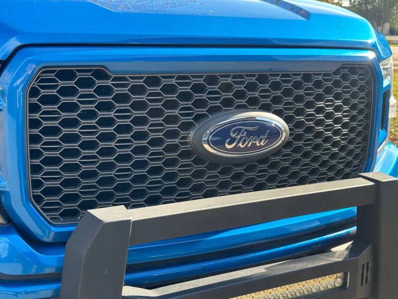 2019 Ford F-150 Lariat photo 16