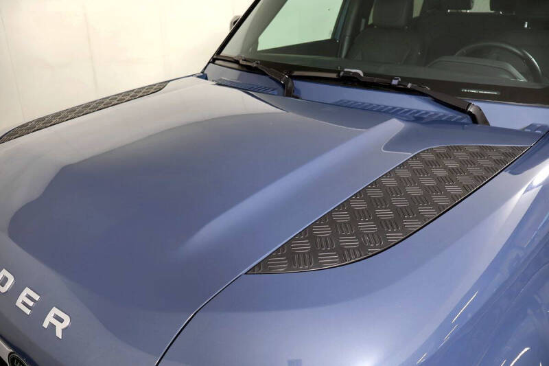 2023 Land Rover Defender 90 S