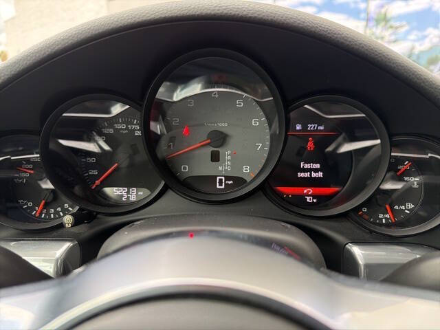 2019 Porsche 911 Carrera 4S