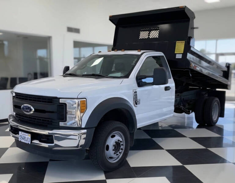 2017 Ford F-550's photo