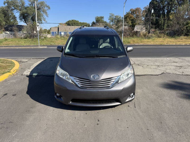 2016 Toyota Sienna