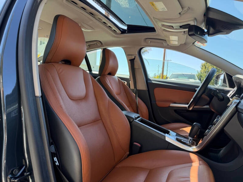 2012 Volvo S60 T5