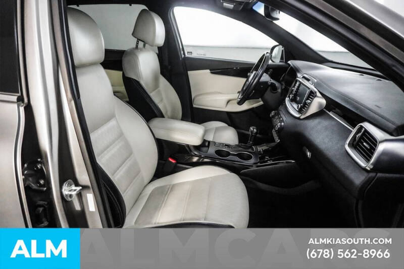 2017 Kia Sorento SX Limited V6