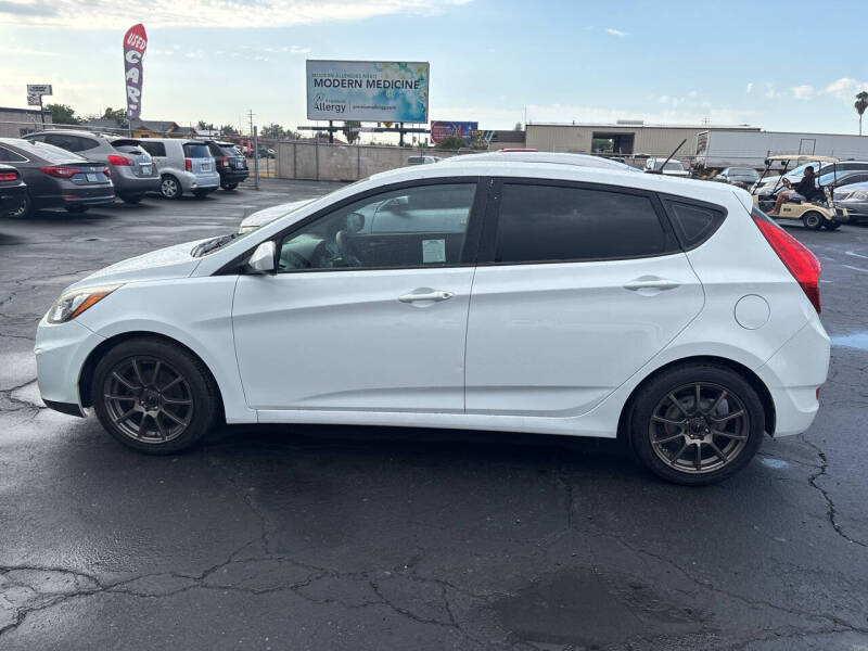 2017 Hyundai Accent SE