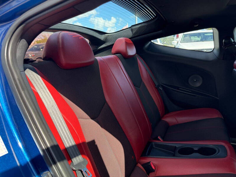 2016 Hyundai Veloster