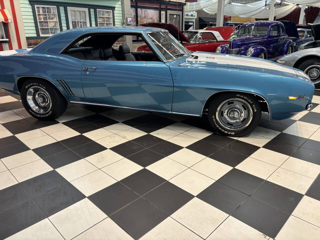 1969 Chevrolet Camaro 19
