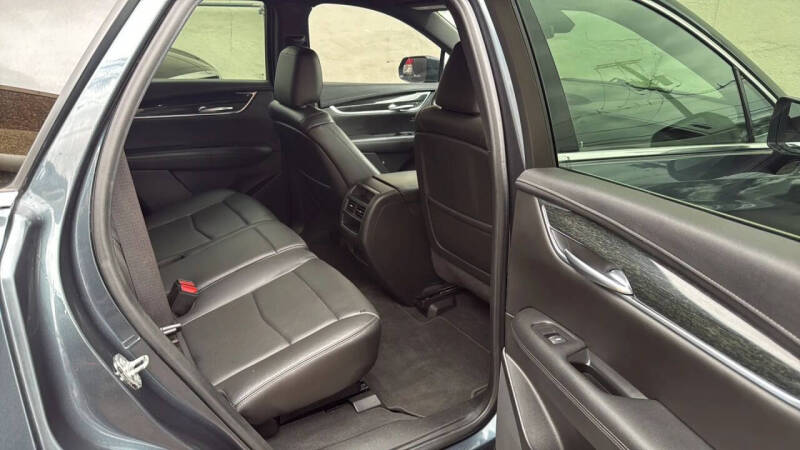 2020 Cadillac XT5 Premium Luxury