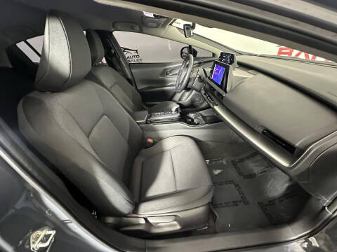 2024 Toyota Prius LE