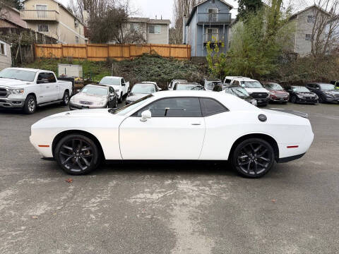 2021 Dodge Challenger SXT