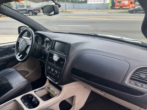 2017 Dodge Grand Caravan SXT