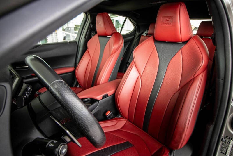 2019 Lexus UX 200 F SPORT