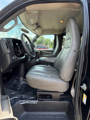 2017 Chevrolet Express LS 3500