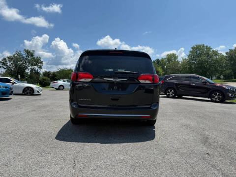 2019 Chrysler Pacifica Touring Plus