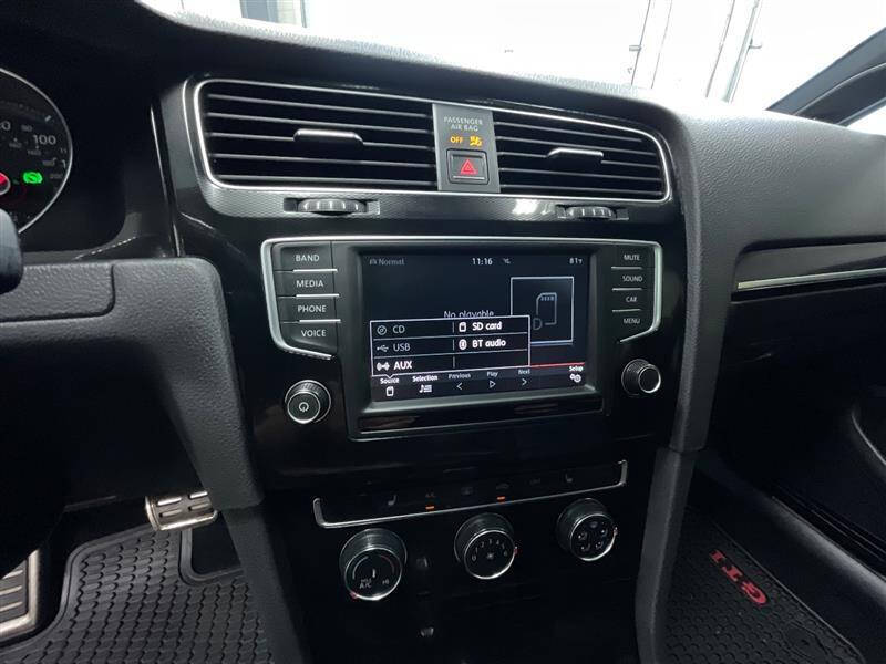 2017 Volkswagen Golf GTI SE