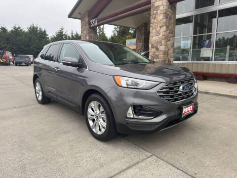 2022 Ford Edge Titanium