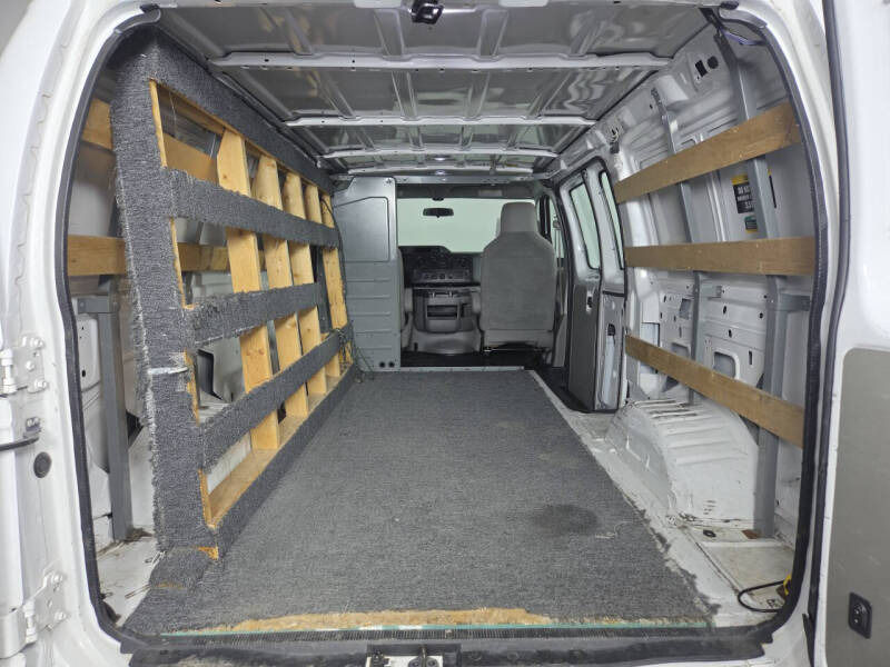 2013 Ford E-Series E-250