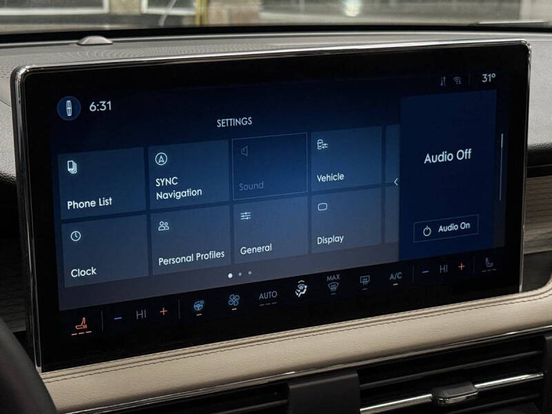 2025 Lincoln Corsair Premiere