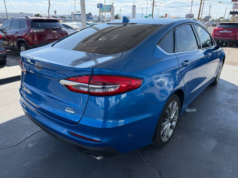 2020 Ford Fusion SEL
