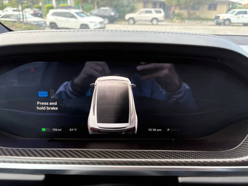 2022 Tesla Model X Plaid