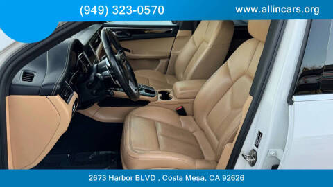 2017 Porsche Macan S