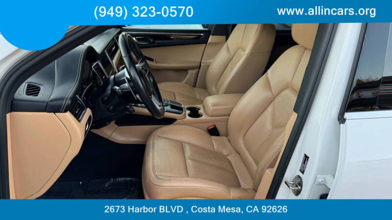 2017 Porsche Macan S