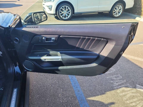 2016 Ford Mustang EcoBoost Premium