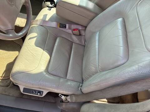 1998 Cadillac DeVille D'elegance