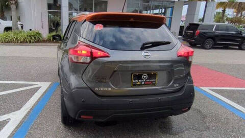 2020 Nissan Kicks SR