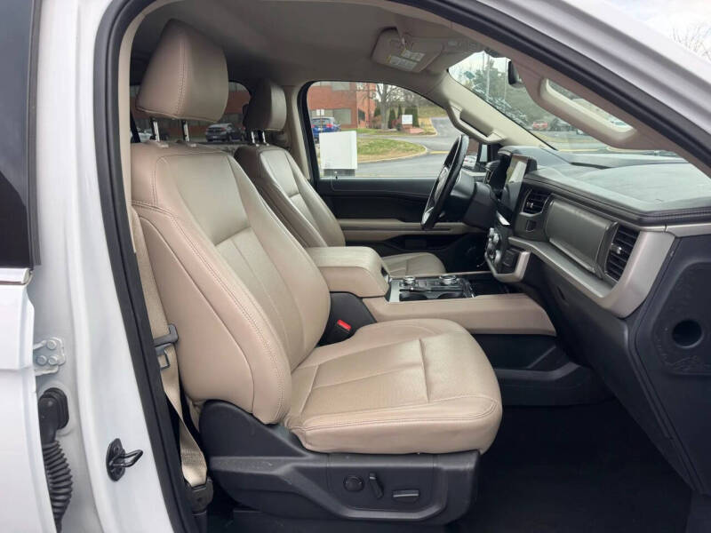 2023 Ford Expedition MAX XLT