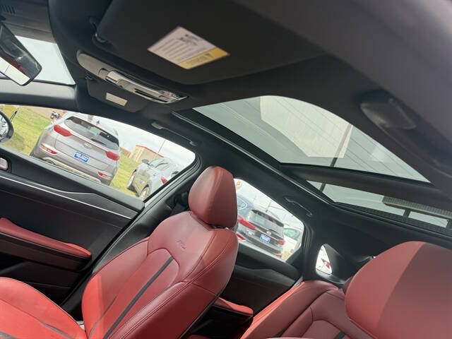 2023 Kia K5
