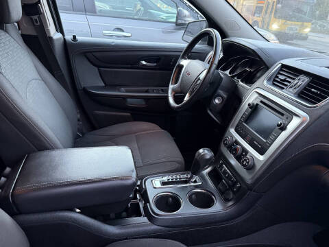 2016 GMC Acadia SLE-2