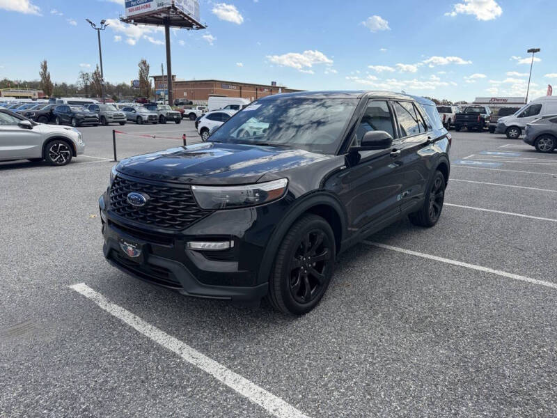 2022 Ford Explorer ST-Line