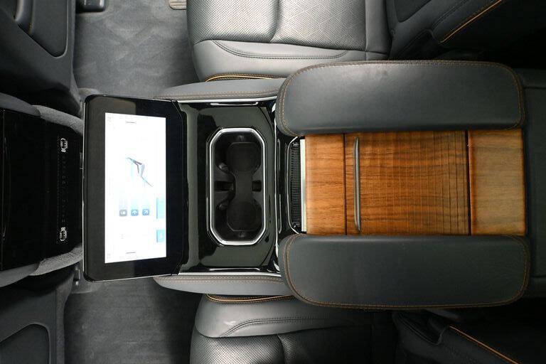 2023 Jeep Grand Wagoneer L Series II