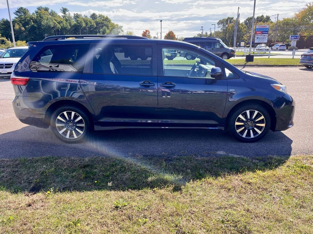 2018 Toyota Sienna for sale at Dave Delaney's Columbia in Hanover, MA