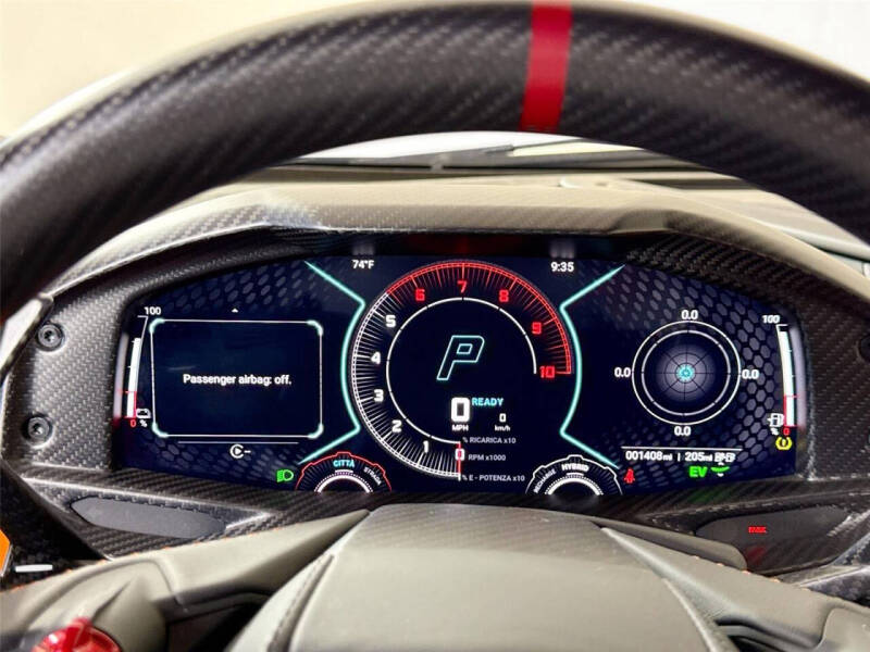 2024 Lamborghini Revuelto