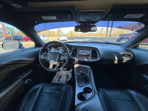 2019 Dodge Challenger SXT