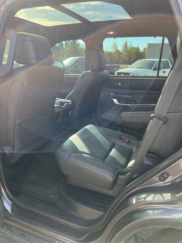 2024 Toyota Sequoia Platinum