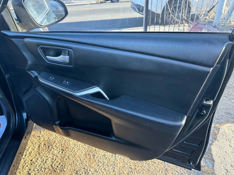 2015 Toyota Camry XLE