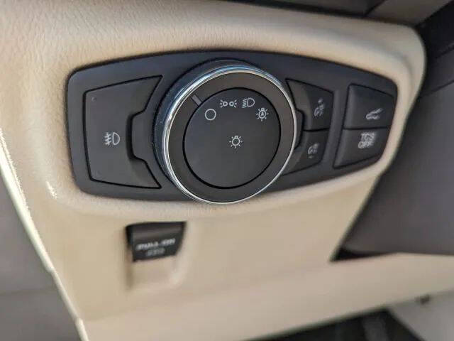 2019 Lincoln Nautilus Select