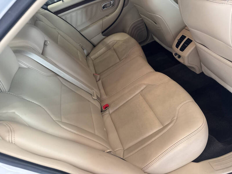 2013 Ford Taurus Limited