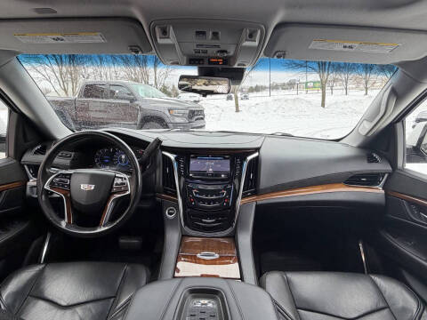 2017 Cadillac Escalade ESV Premium Luxury