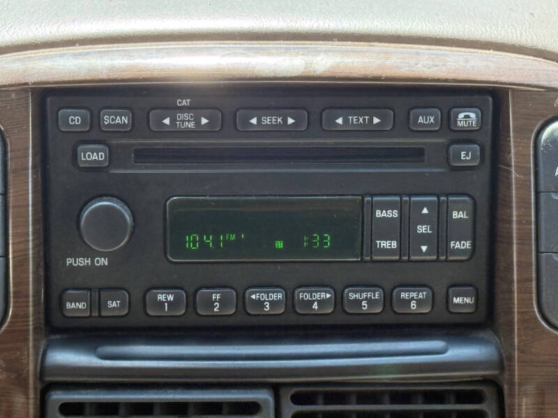 2005 Ford Explorer Eddie Bauer