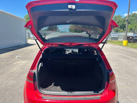 2017 Volkswagen Golf GTI SE