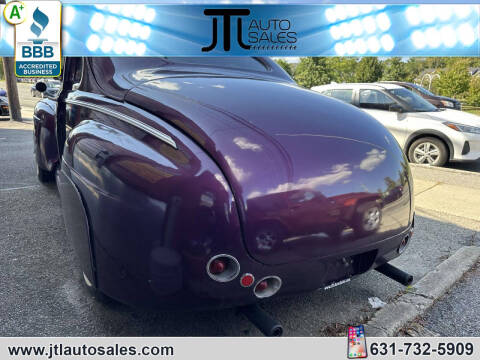 1948 Ford Coupe