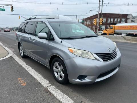 2012 Toyota Sienna for sale at 1G Auto Sales in Elizabeth NJ