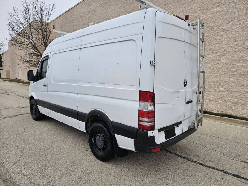 2017 Mercedes-Benz Sprinter WORKER Cargo Van Base photo 8