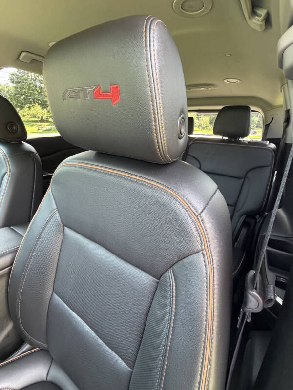2021 GMC Acadia AT4